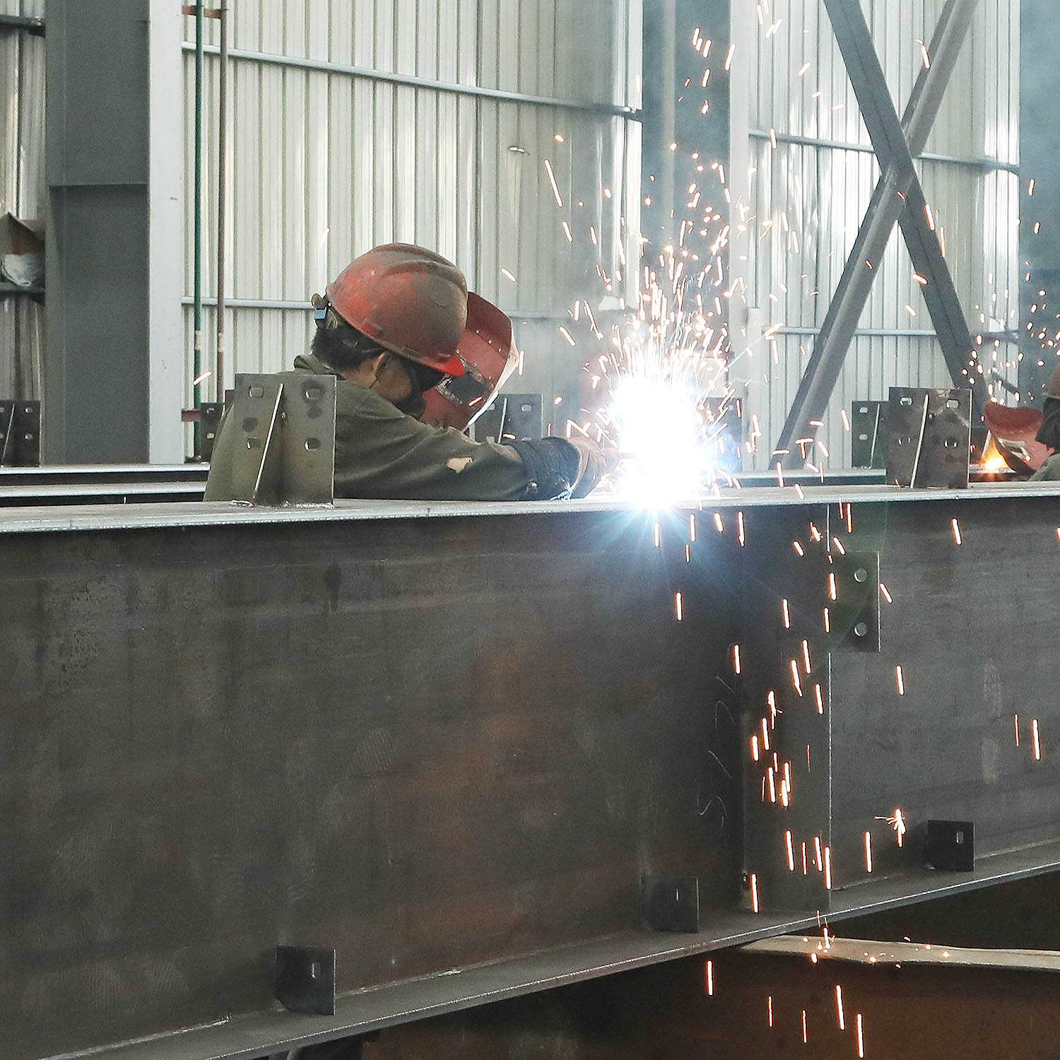 Welding fabrication for steel structure members